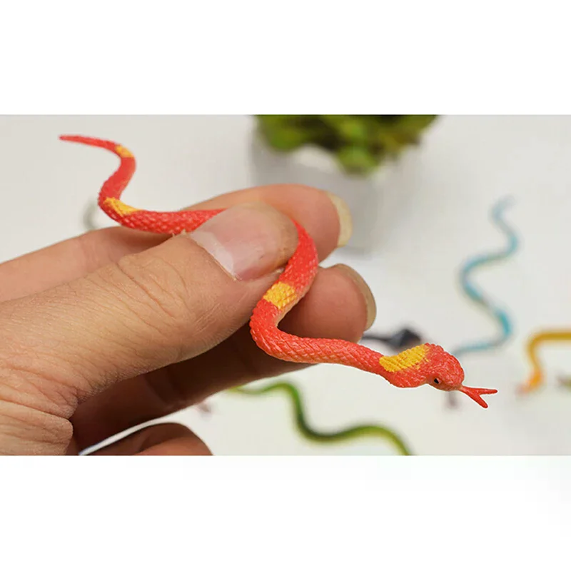 12pcs High Simulation Toy Plastic Snake Model Funny Scary Snake Kids Prank Toys
