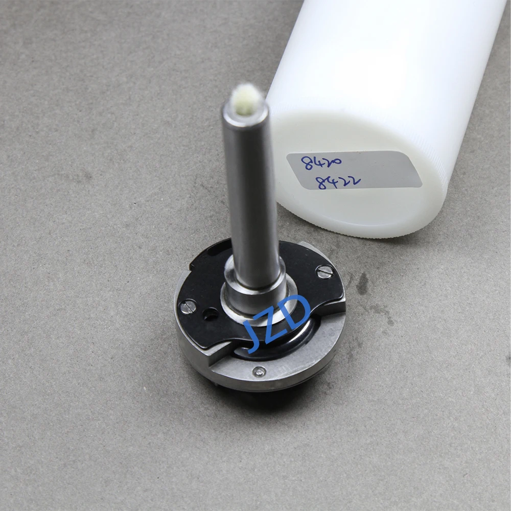 

Ротационный челнок HR12-15L(TR1) для швейных машин BROTHER LT2-B842-405 / TL-847B / TN-842B-403 / KM-750-7 SEWING MACHINE 07-051A-7507 CHKHA002600