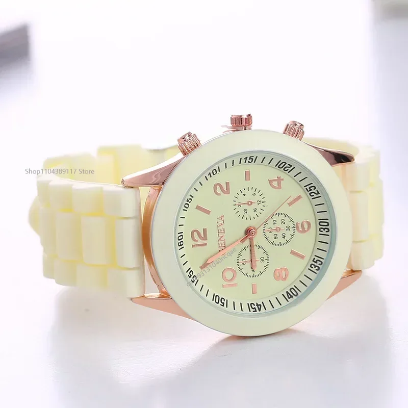 New Fashion Ladies Fashion Watch Male and Female Student Silicone Quartz Wristwatch Clock Wholesale Relogio Feminino