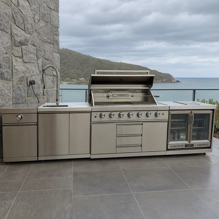 OEM/ODM Customized 304 Stainless Steel Modular Kitchen Outdoor Island With Built-in Gas Grill & Sink & Cabinet
