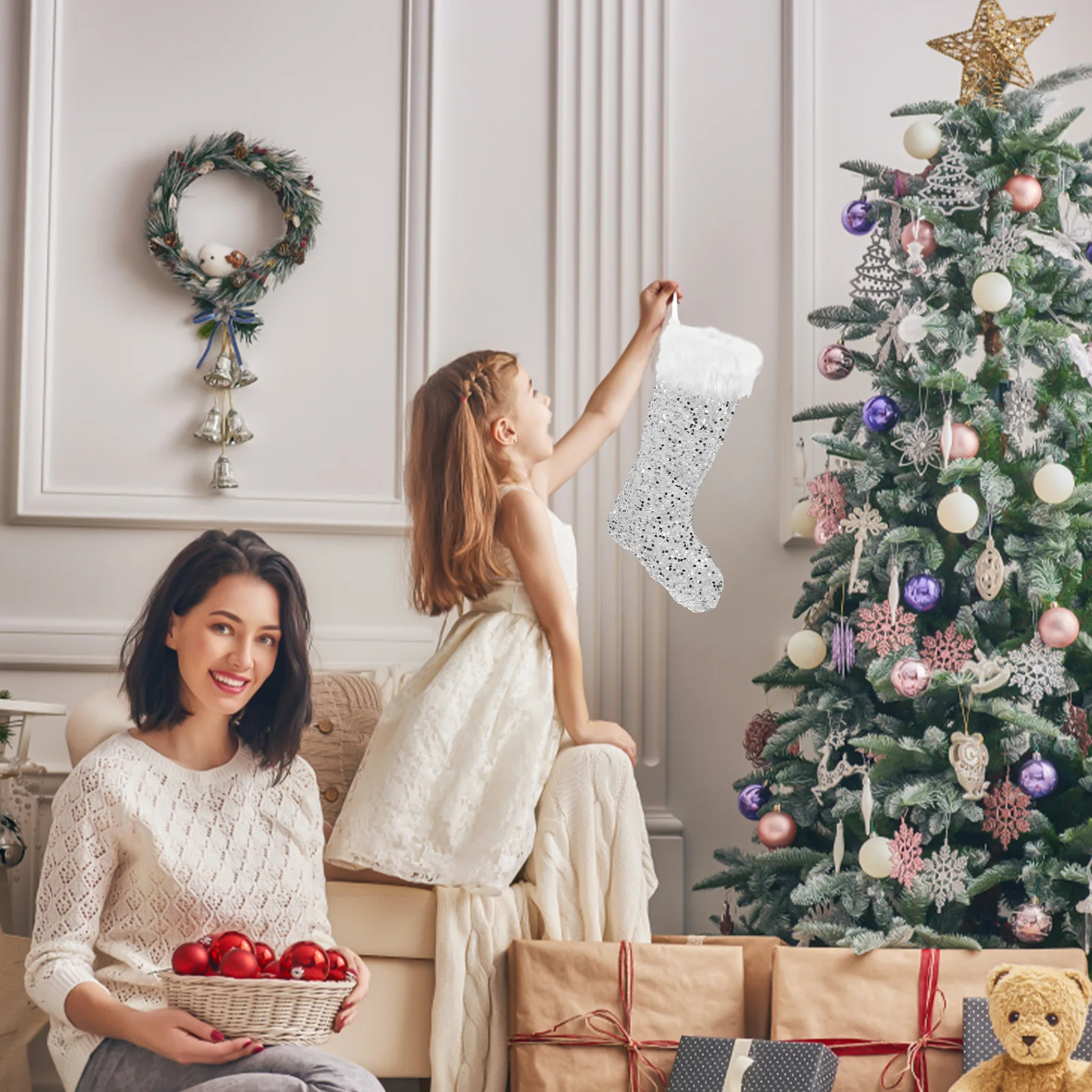 

1Pcs Christmas Stocking Gift Bag Large Xmas Sock Pendant Candy Storage Hanging Decor Xmas Party Gift Packing Sock for Tree and