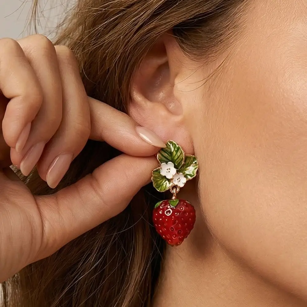New 2026 Sweet Strawberry Drop Earrings for Women Realistic Delicate Fruit Dopamine Cute Cottagecore Accessories Jewelry Gift