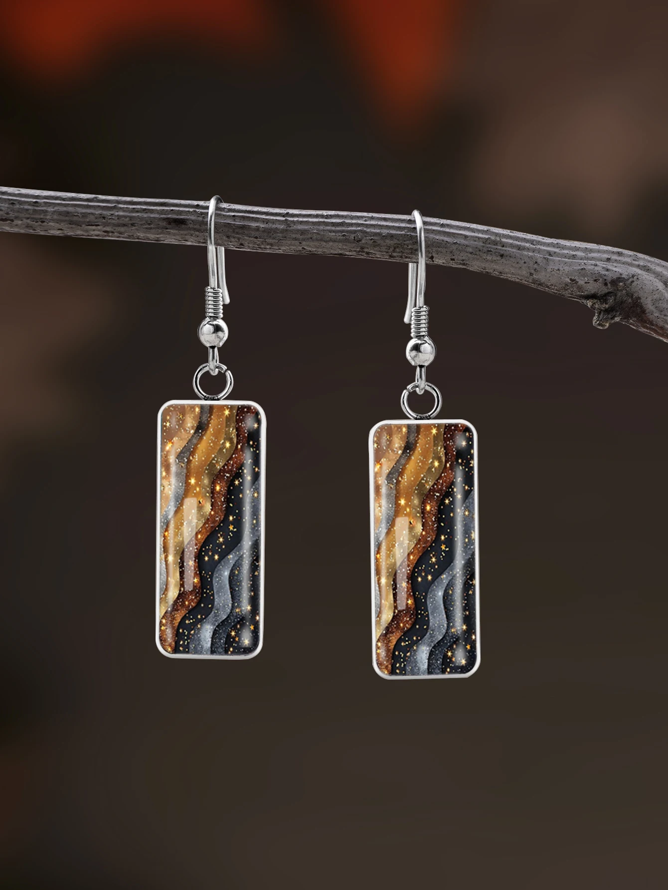 1 Pair of Earrings with Contrasting Color Quicksand Pattern and Convex Glass, Made of 316 Stainless Steel, Featuring Long Hooks. the Vintage and Minimalist Style Is Suitable for Women for Everyday Gift-Giving and Wearing as Jewelry. the Elegant and Simple Style Is Suitable for Women to Wear as Jewelry for Daily Outings or Vacations