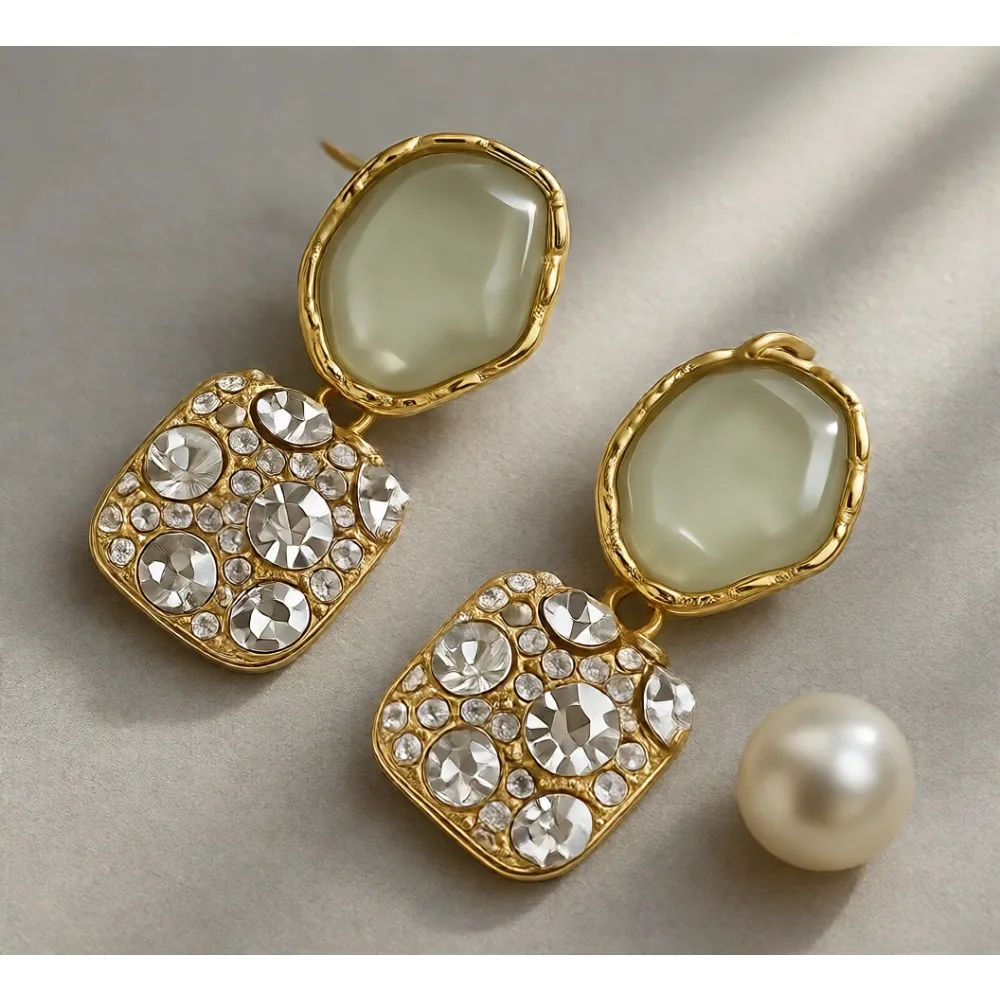 

2 пары женских квадратных сережек-клипс со стразами для невест, подружек невест, выпускного вечера и свадьбы