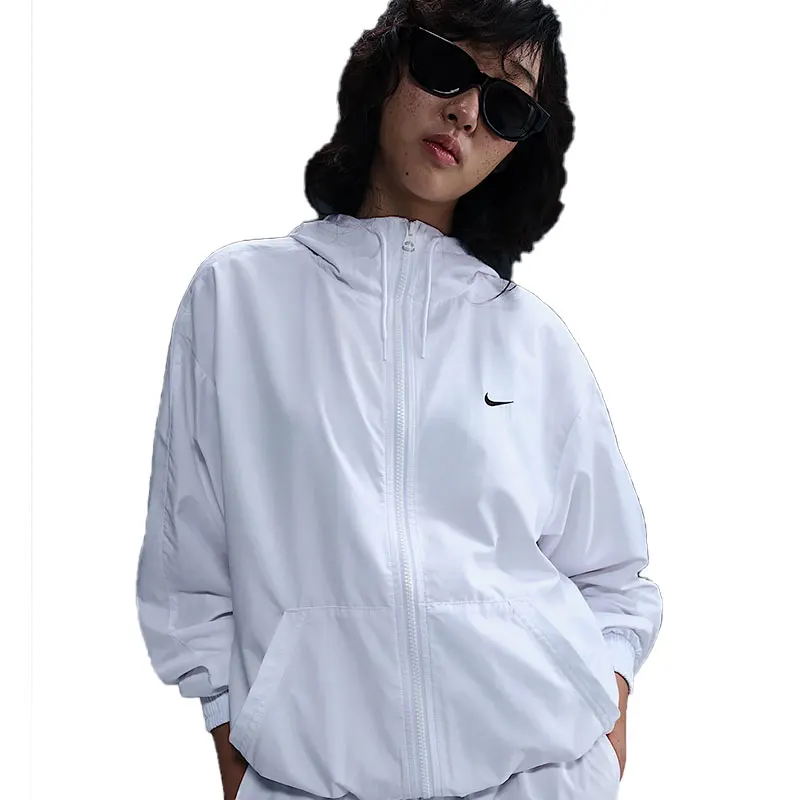 

NIKE Women's AS W NSW ESSNTL UV WVN JKT HD Coat FV6299-100