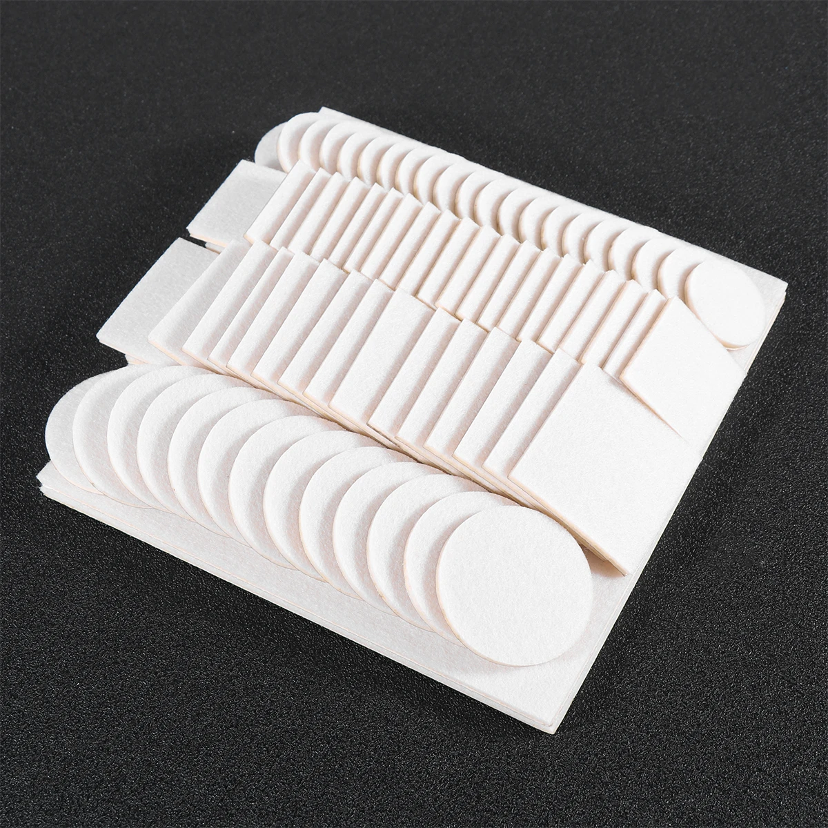 

80Pcs Furniture Leg Pads 3mm Thick Felt Self-Adhesive Non-Slip Protection for Chair Table Sticker Chair Sticker