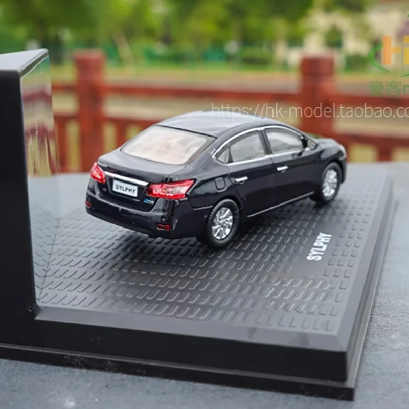 Diecast 1:43 Scale SYLPHY Alloy Car Model Finished Product Simulation Toy Collection Gift Static Model Display Souvenir