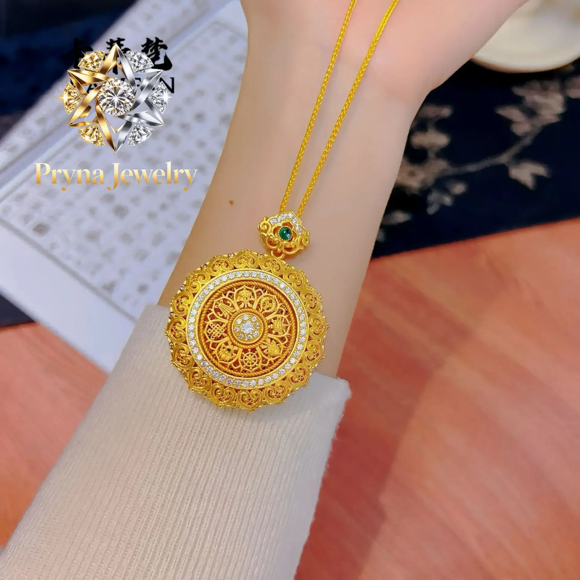 Pryna Jewelry  Gold shop 24K real gold rotatable Ruyi compass pendant au999 pure gold dot diamond rotating eight treasure compas