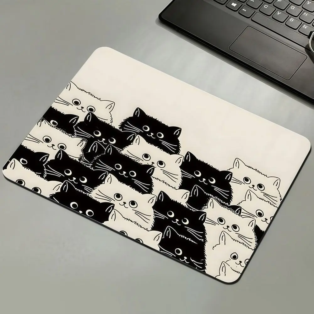 Non-Slip Black Cat Mouse Pad Waterproof Scratch-Resistant Women's Mouse Pad Portable Rubber Kitten Mouse Pad