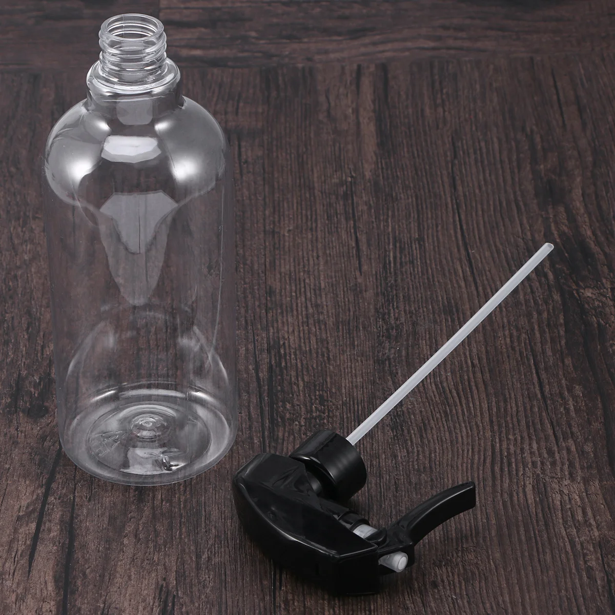 

5Pcs 500ml Plastic Mist Sprayer Reusable Odorless Pet Bottles Lightweight Easy Use for Salon Plants Moisture Atomizer