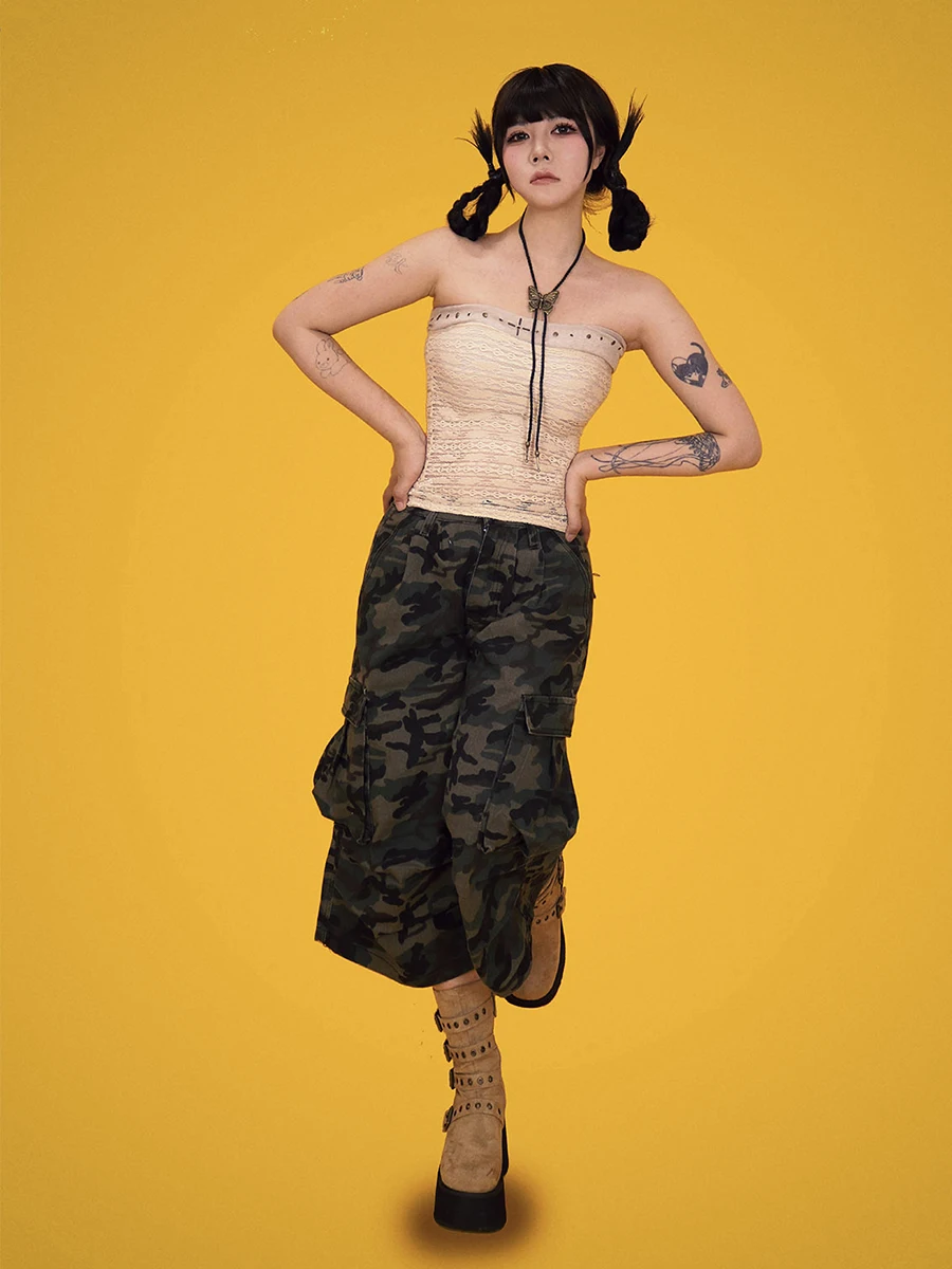 REDDACHiC Camouflage Multi-pocket Bermuda Pants for Women Retro High Rise Pleats Wide Leg Cargo Jean Shorts Harajuku Streetwear