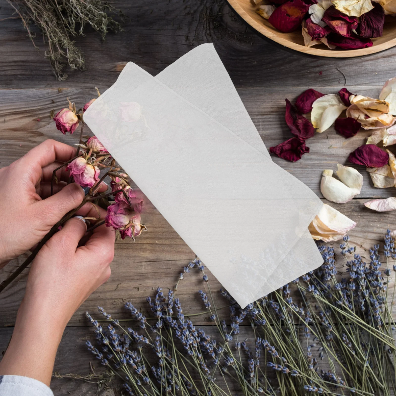 

10Pcs DIY Fabric Square Kit for Flower Art Plant Rubbing and Dyeing Projects Cotton for Handicrafts Pressed Flower Art Supplies