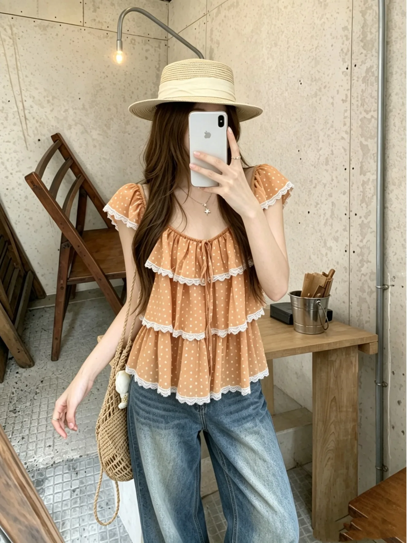

Loose Lace Splice Fly Sleeve Women's Top Korean Style Summer Fashion Commute Wind Small Shirt with Lace Hemline Female Clothing