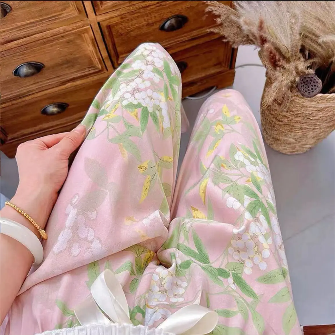 

Женские тонкие летние домашние пижамные штаны, пляжные свободные повседневные брюки с девятью точками и широкими штанинами, одежда для дома с принтом, одежда для сна для женщин