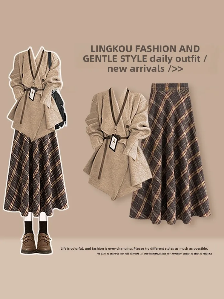 

Fashionable Large Size Autumn Winter Set Women's Design Unique Coat Vintage Plaid Skirt Two Piece Set Youthful Look