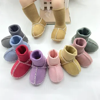 Sapatos de algodão antiderrapantes para meninos e meninas infantis, primeiros caminhantes, botas de criança, meia de pele de bebê, sola macia, quente, outono, inverno
