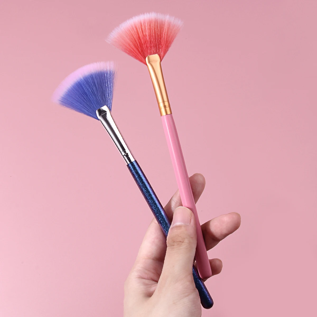 1/2 pinceaux en forme d'éventail pour le maquillage : pinceau de contour, pinceau de mélange, pinceau illuminateur, pinceau pour poudre libre visage, outils cosmétiques de beauté