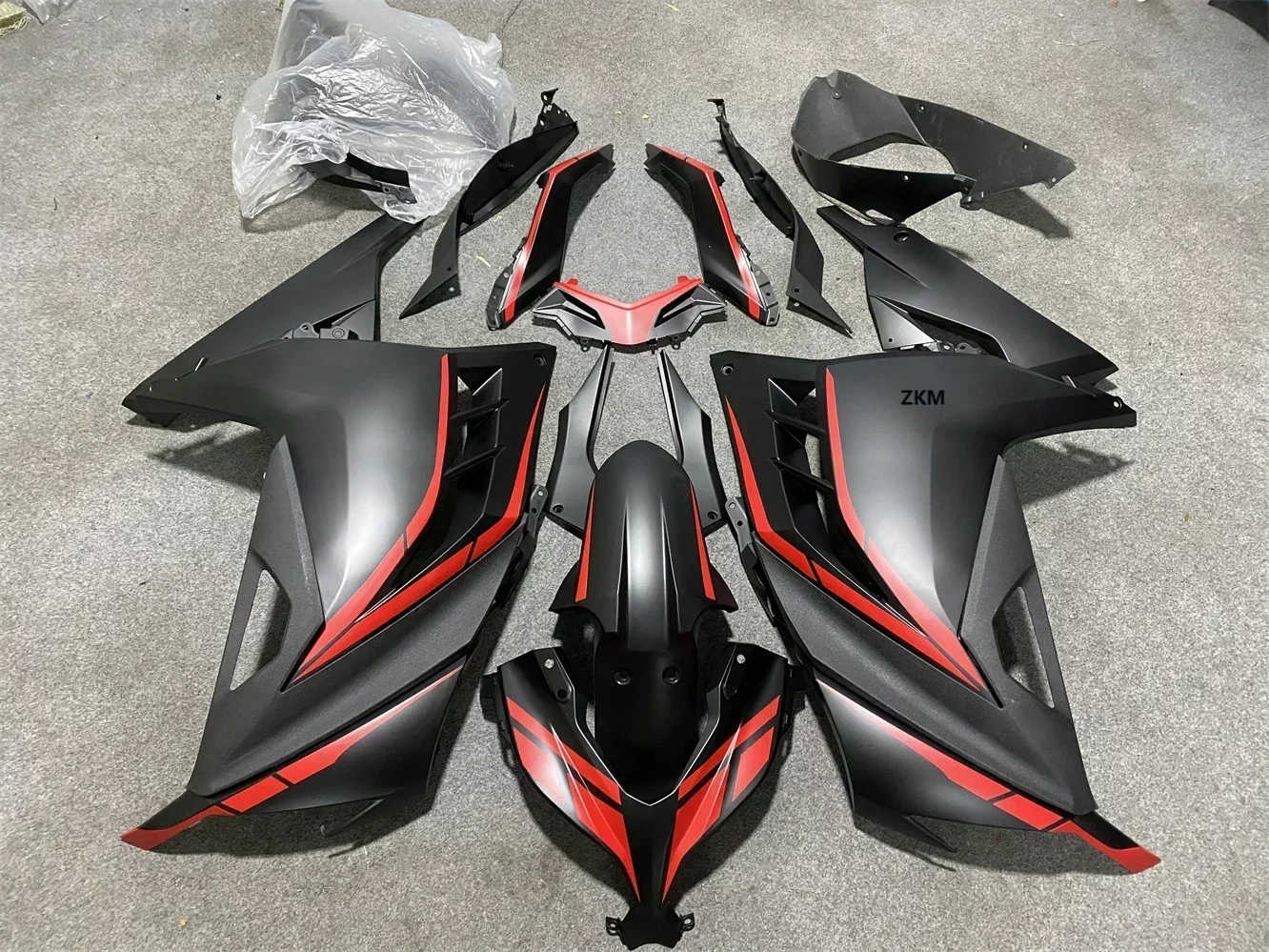 

for Ninja 300 NINJA300 EX300 2013-2017 ABS Plastic Fairing Kit Motorcycle 300 NINJA300 EX 300 Body Shell Kit