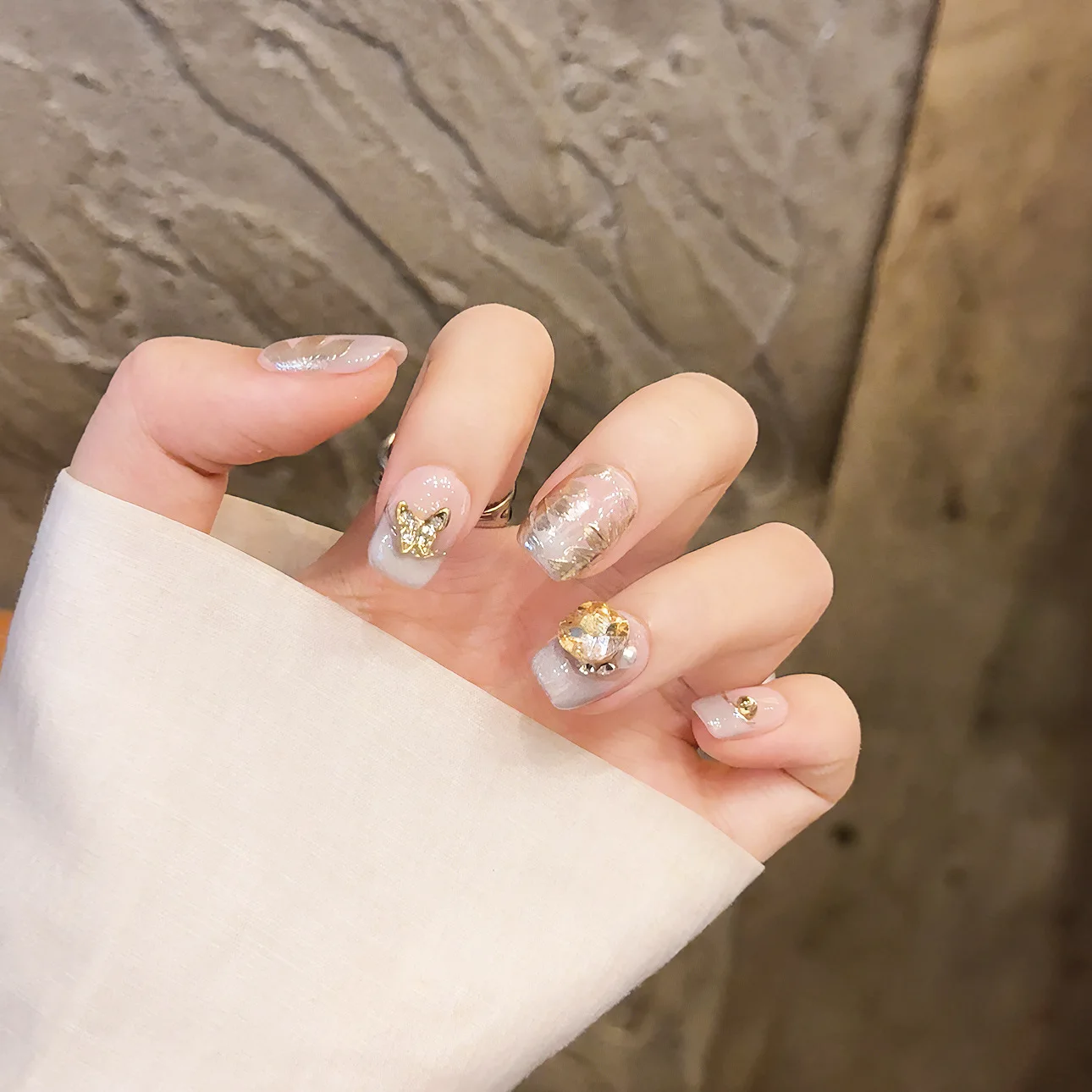 10Pcs French Handmade Press on Nails Gold Flower Butterfly Fake Nail Short Wearable Rhinestones Nails Full Cover False Nail