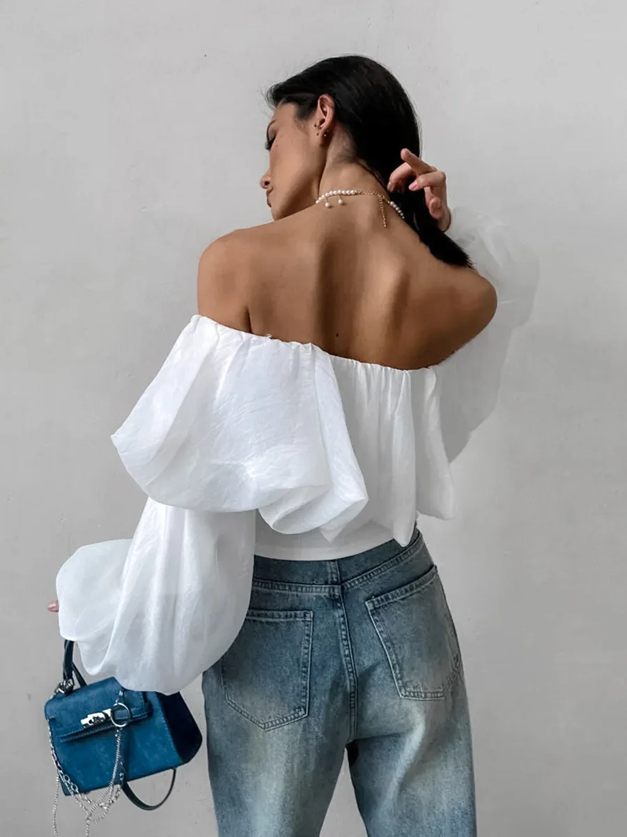 Getspring Vrouwen Blouse 2024 Zomer Slash Hals Off Shoulder Poff Mouw Wit Shirt Mode Losse Casual All Match Vrouwelijke Tops