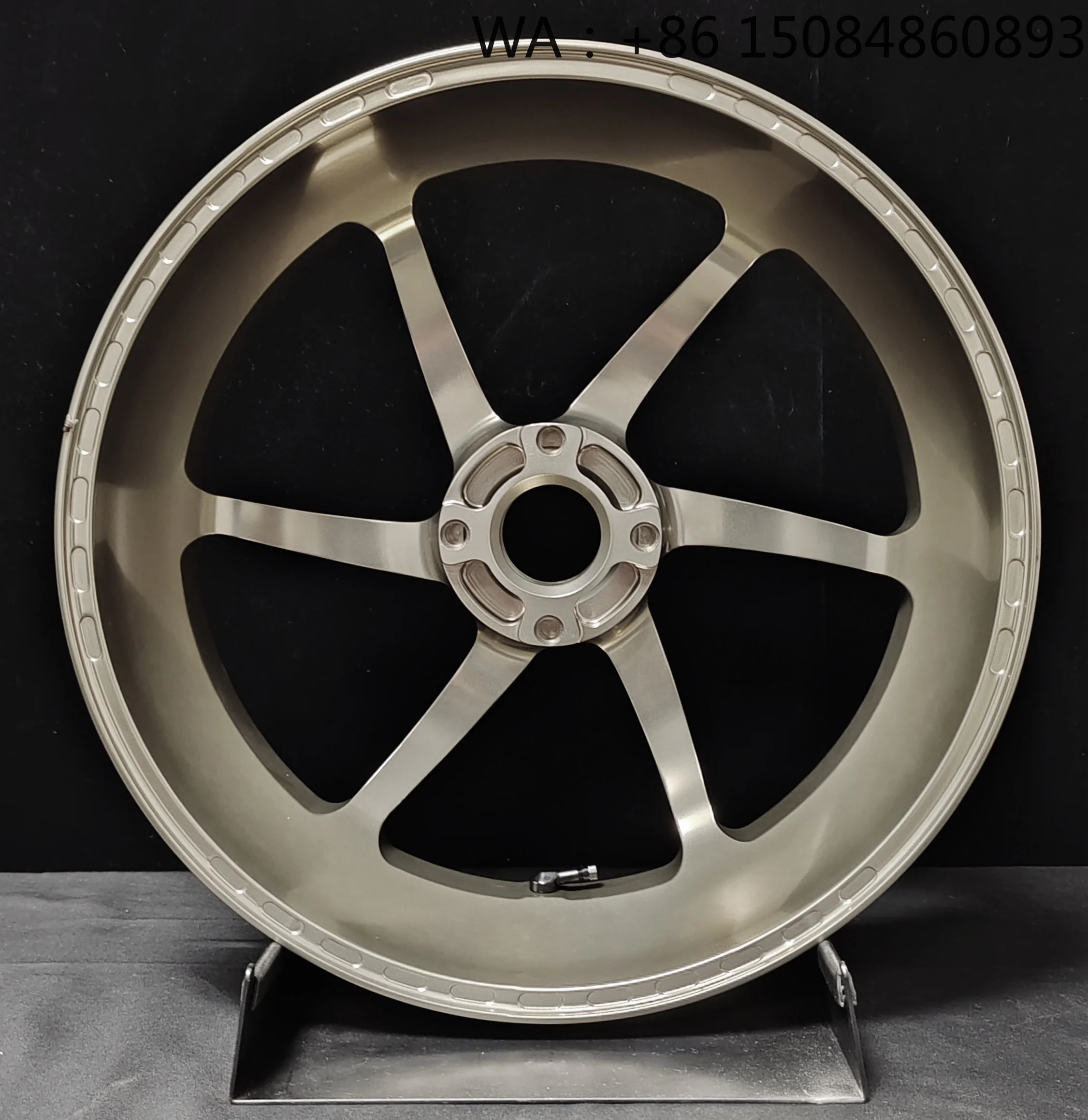 

7 6061-T6 aluminum alloy aerospace material, motorcycle parts, High-end Forged Rear Wheels, Aerodynamic Design, Modern Superspor