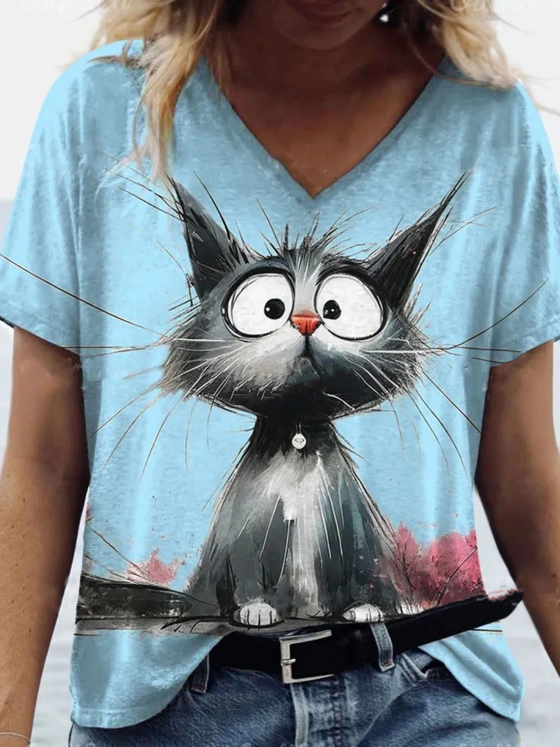 Cute Cat Kitten 3D Print T-Shirts Summer Women's Short Sleeve V-Neck T Shirt Y2k Harajuku Tees Casual Top Female Street Clothing