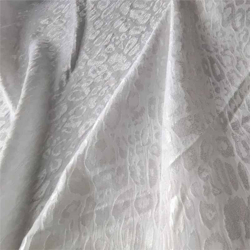 Soft jacquard fabric for wedding dresses evening gowns and with a smooth flowing