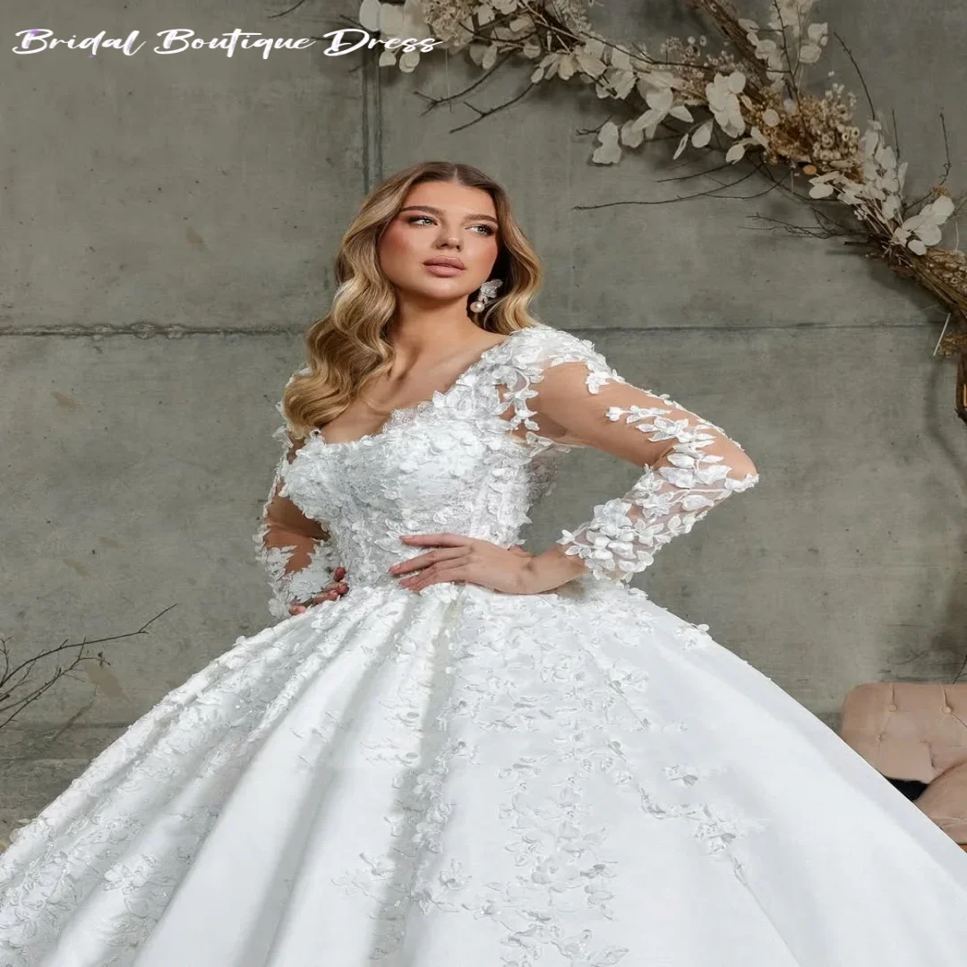 فساتين زفاف رائعة من الساتان الرومانسي مخصصة بأكمام طويلة مطرز باللؤلؤ مزينة بالدانتيل لحفلات الزفاف