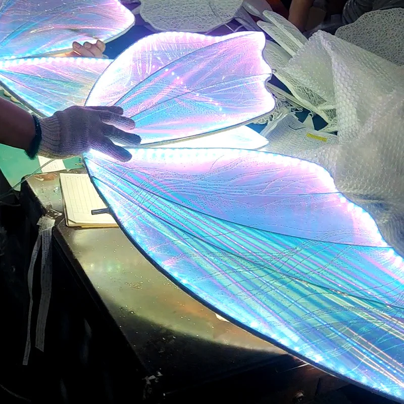 Immersive Wedding Butterfly Installation Modern Romantic Backdrop LED Butterfly Decor Emotional Atmosphere Party Stage Lights.