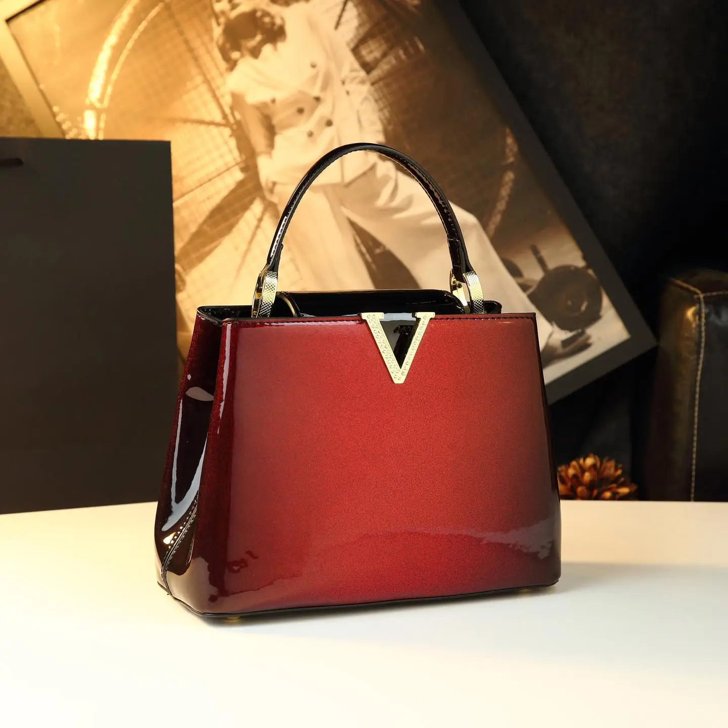 Elegant Vintage Diaper Bag Women's Luxury Crossbody Handbag Minimalist Designer Tote Leather Large Capacity Tote Bag