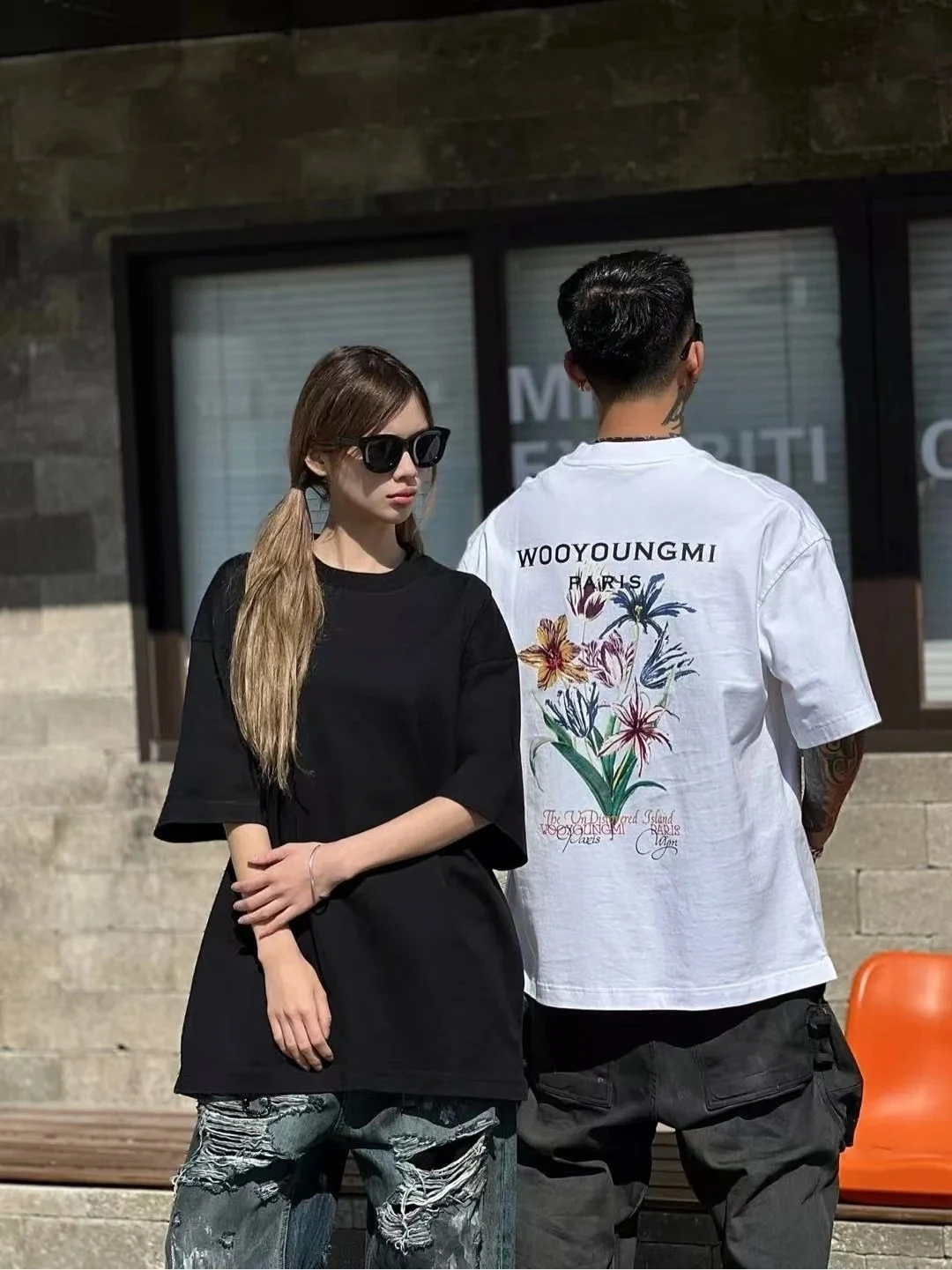 

Korean Fashion High-end Trend Brand Men's and Women's T-shirt Classic Back Flower Pattern Printing Pure Cotton Has Texture