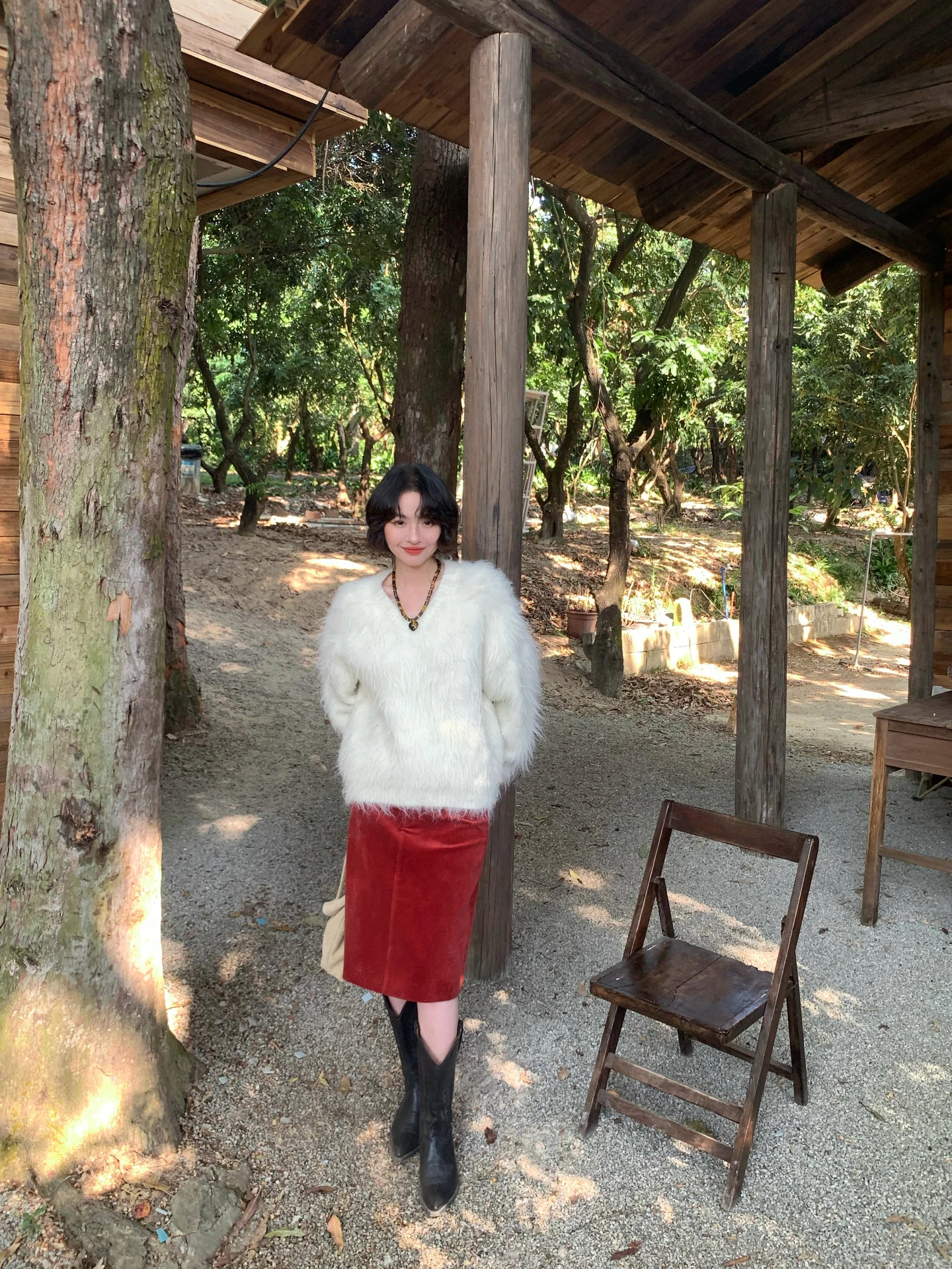 

Новинка: Теплый вязаный бархатный топ Ele Retro с V-образным вырезом, свободного кроя, из мягкого полиэстера, повседневный, комфортный и теплый.