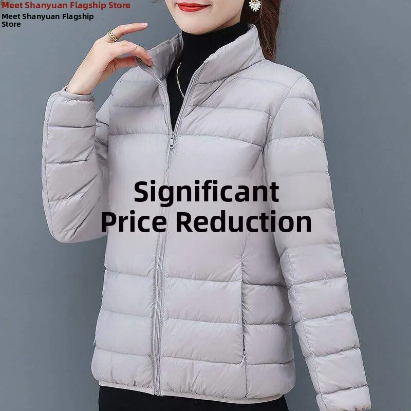

Women's Winter Lightweight Fashionable down Cotton Jacket 2024 New Lightweight Warm Short Style plus Size Mom's Top Coat