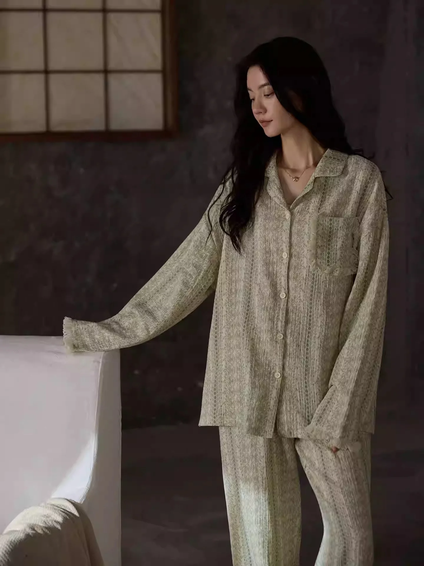 chao-wei-ni-set-di-abbigliamento-da-casa-per-donna-in-cotone-garzato-maniche-lunghe-e-pantaloni-lunghi-con-imbottitura-al-petto-stile-primaverile-autunnale-casual