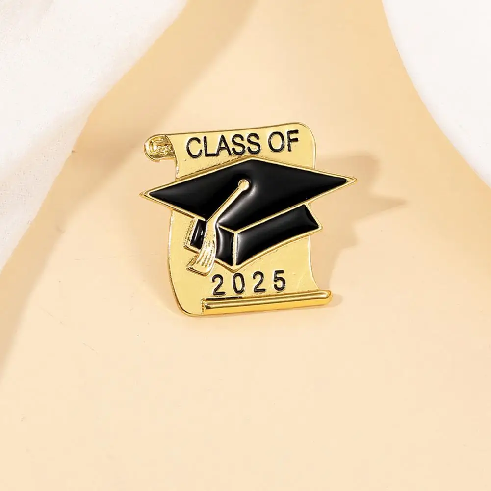 

2025 Bachelor Hat Brooch Pin Alloy Symbolic Friendship Pin Brooch Suit Coat Badge Eternal Relationship Jewelry Lasers Cut Brooch