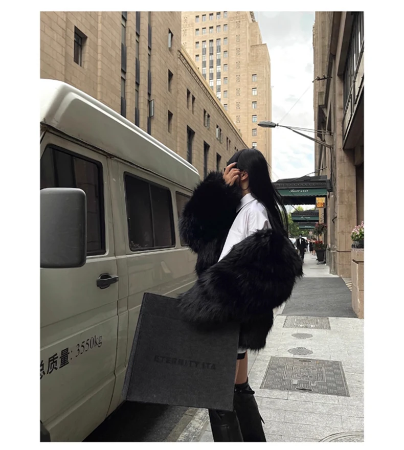 Lautaro Winter Cool Oversized Casual Soft Thick Warm Black Hariy Shaggy Faux Fur Coat Women Turn-down Collar Fluffy Jacket 2023