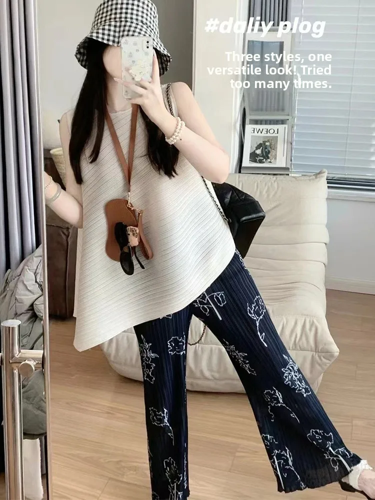 

Comfortable Women's Side-Slit Tank Top Floral Print Straight Leg High Waist Pants Summer Trendy Commute Simple Style Silk Blouse