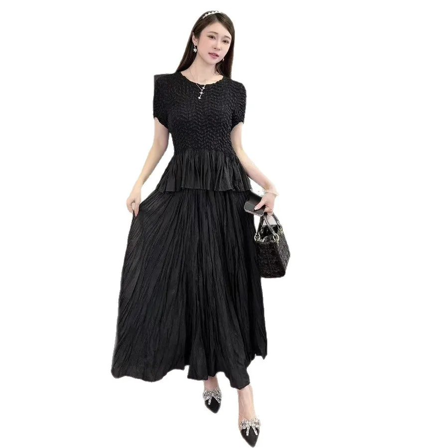 Miyakaya スタイルのハイエンドデザインプリーツ Tシャツ女性のビッグ裾スカート 2 点セット緩い新しい大きいサイズの女性のスカートスーツ