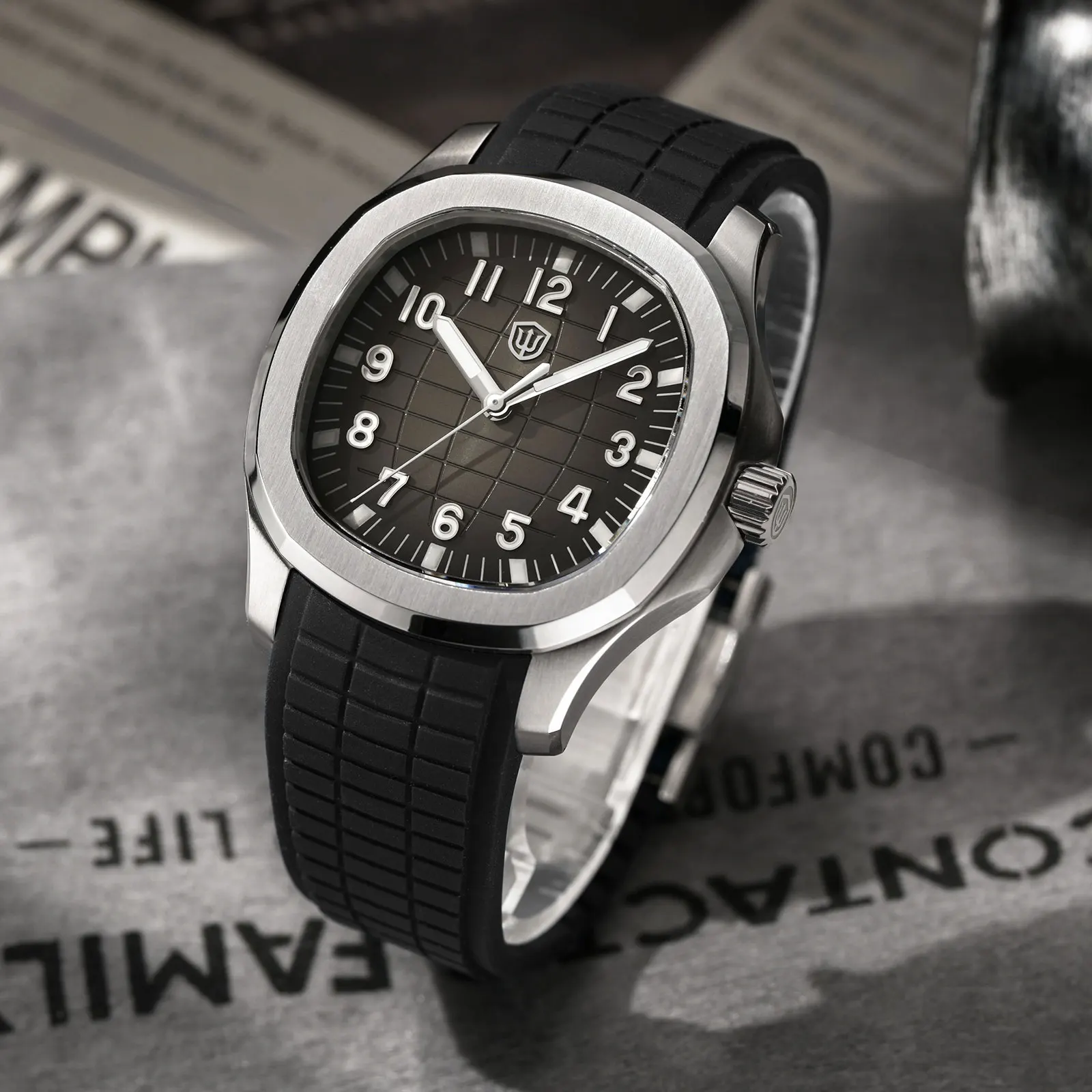 Watchdives WD008 38mm Dive Men Watch VH31 Sweep Second Quartz Movement Sapphire Super Luminous 100m Waterproof Watches