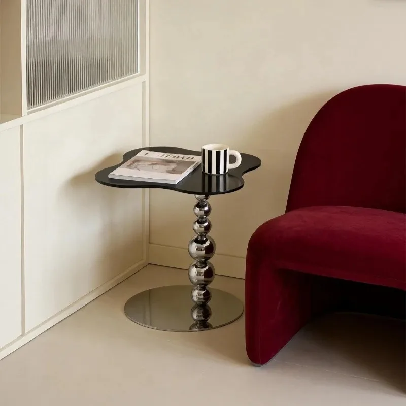 Modern minimalist edge few four-leaf clover glass edge few living room special-shaped
