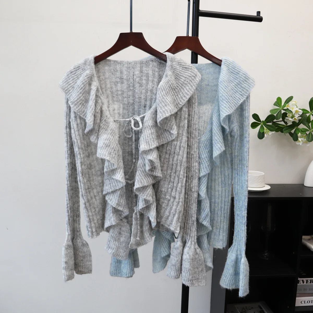 

2025 Autumn New French Ruffled Flared Sleeve Knitted Jacket with Lace Up Soft Sweet Sweater Cardigan for Women