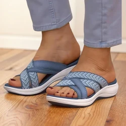 Zapatillas de cojín grueso para mujer, sandalias de playa informales con correa cruzada de ancho, sandalias de cuña con punta de plataforma abierta para verano