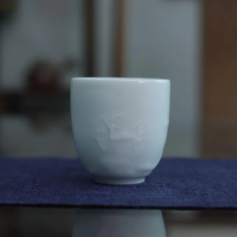 青い磁器のティーカップ-セラミックレリーフ-オーナーカップ-個人専用の特製茶碗-茶器セット-茶の淹れ方やお茶を飲むためのセット