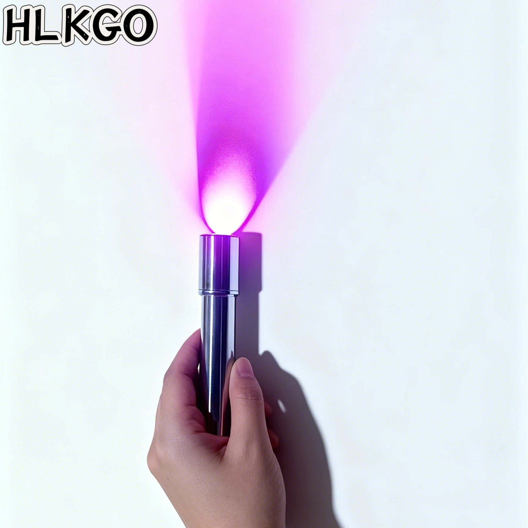 

Устройство для красно-световой терапии двойного назначения для всей семьи и домашних животных - облегчает боль при артрите, мышечную боль, улучшает состояние кожи.