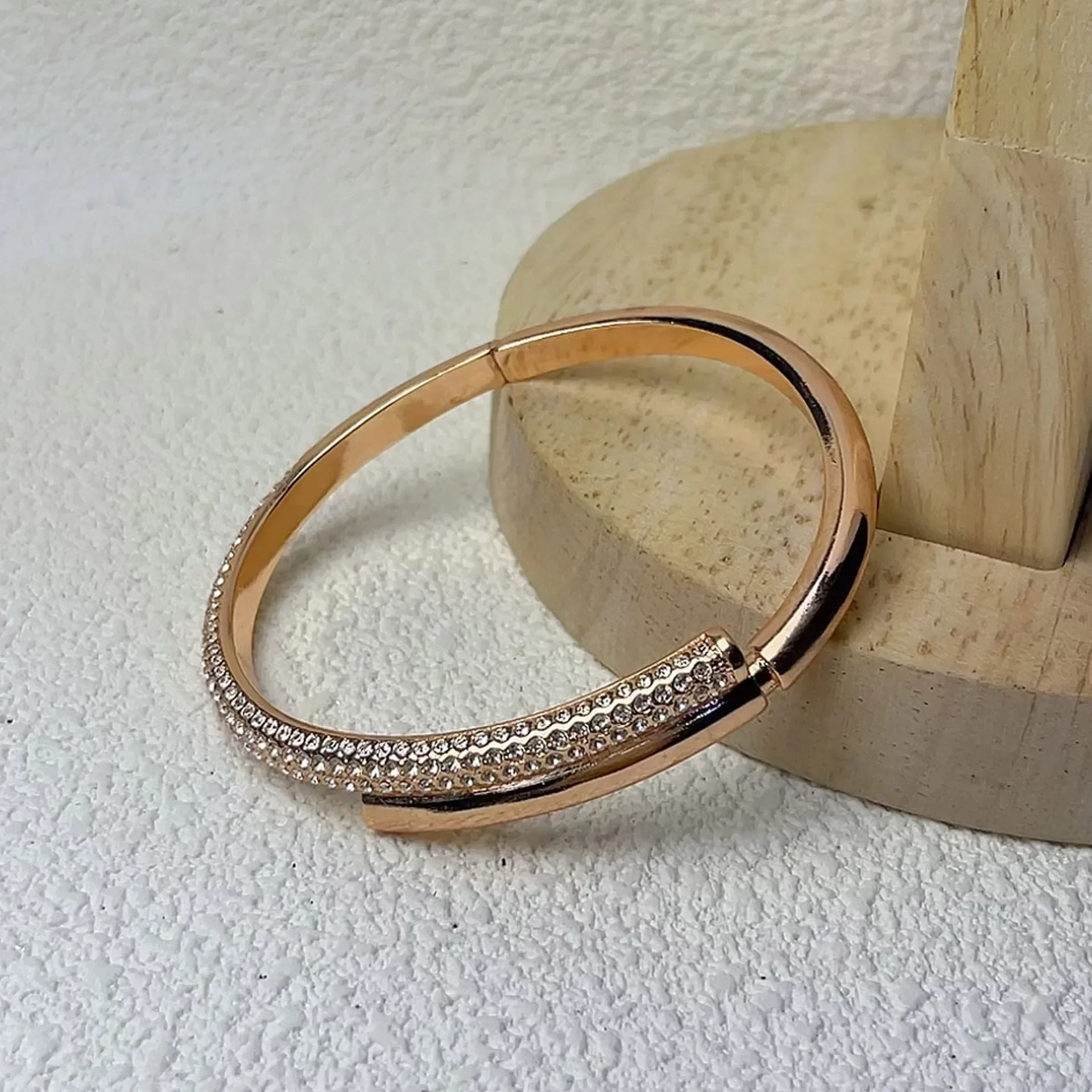 2025 Nieuwe Originele Gouden Hoge Sieraden Set Mode voor Vrouwen Waterdruppel Ketting Ring Oorbellen Armband Romantisch Cadeau - afbeelding 1