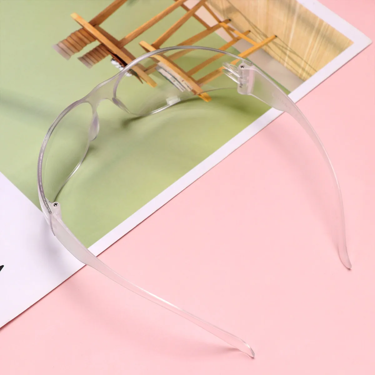 

4Pcs Anti-Spittle Eye Protector Smooth Comfortable Fit Glasses for Adults Shatterproof Windproof Protective Eyewear for Men and