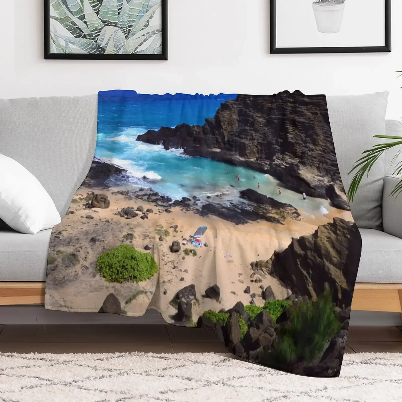 Forbidden NO TRESPASSING Beach in Oahu, Hawaii Art Photo Throw Blanket Multi-Purpose Camping Blankets