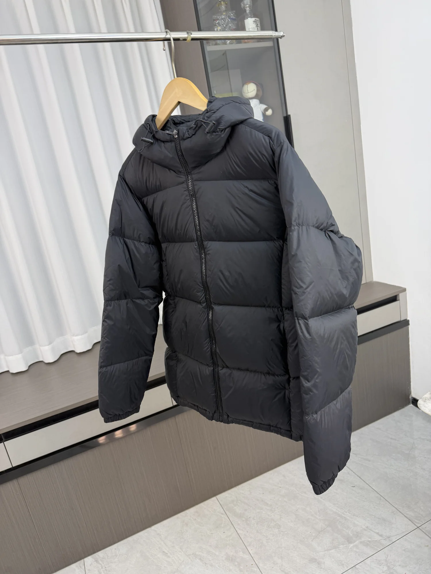 

Менуика: Отличные товары! Наполнено пухом! Мужская зимняя легкая теплая пуховая куртка с капюшоном, модная городская модель