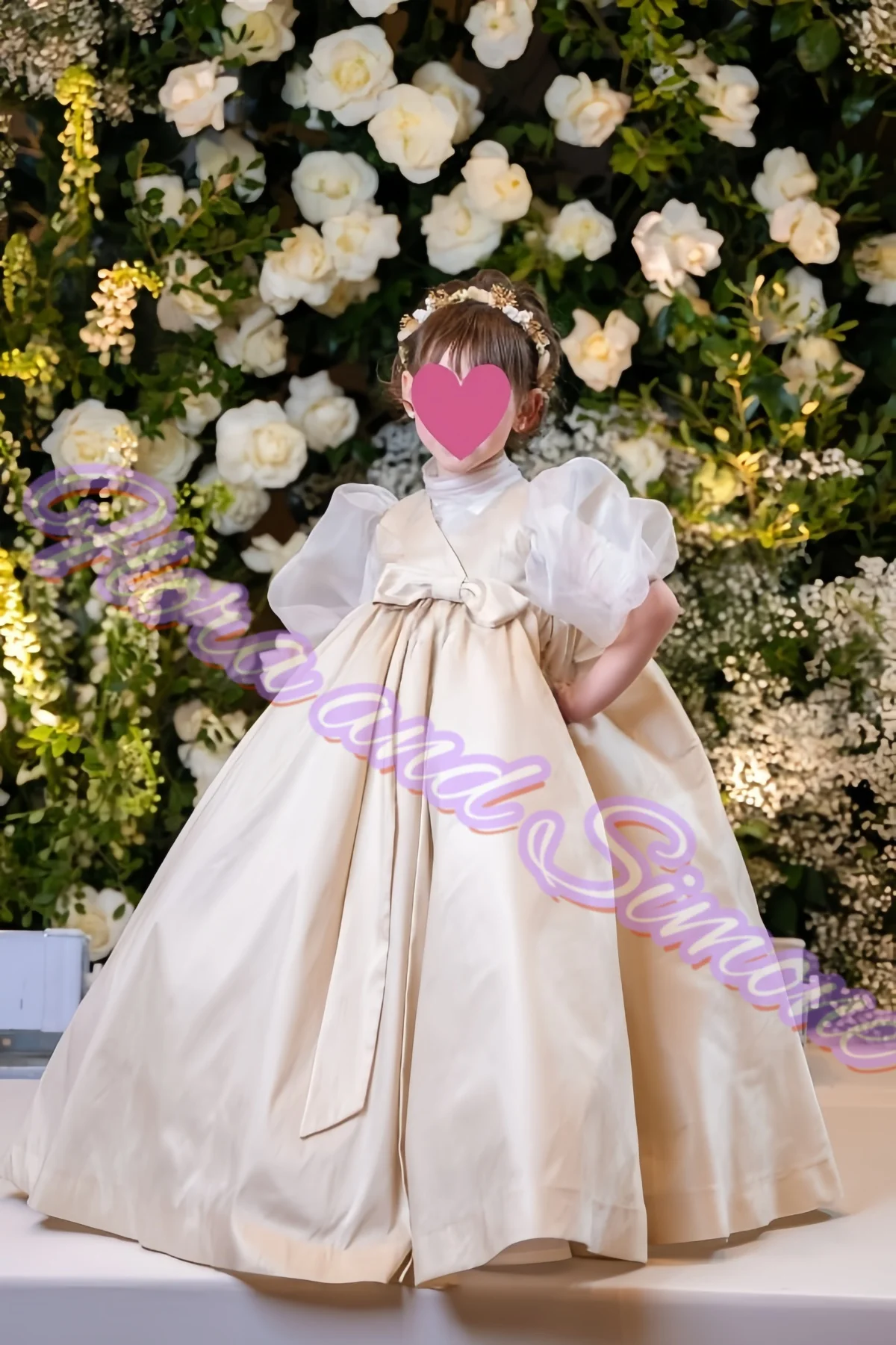 Collegamento per il trasporto rapido per il negozio di abiti Flora Boutique Flower Girl Dress