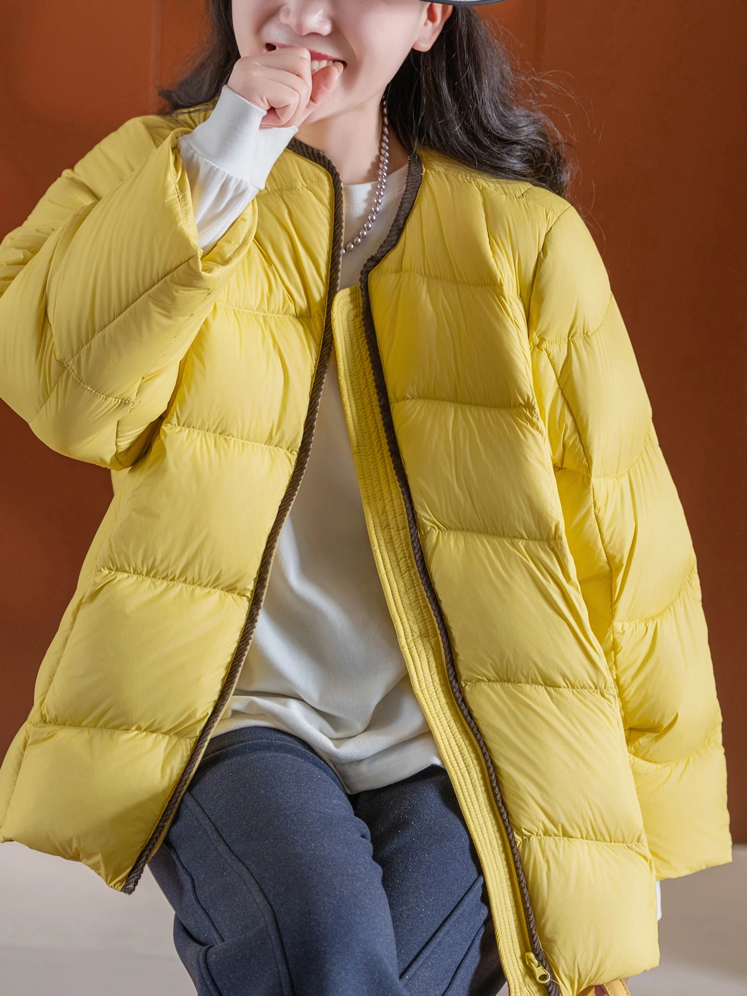 

Белая пуховая куртка-пуховик Du Down с ветрозащитным слоем, из шелковистой ткани, новая модель National Stand 90, в полоску, с отделкой из разных материалов, верхняя одежда